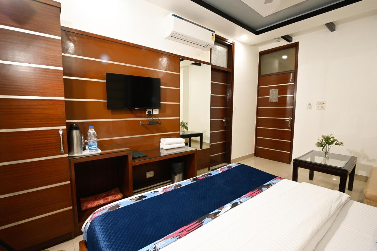 Hotel Baba Deluxe Near New Delhi Railway Station And City Center -By Rcg Hotels المظهر الخارجي الصورة
