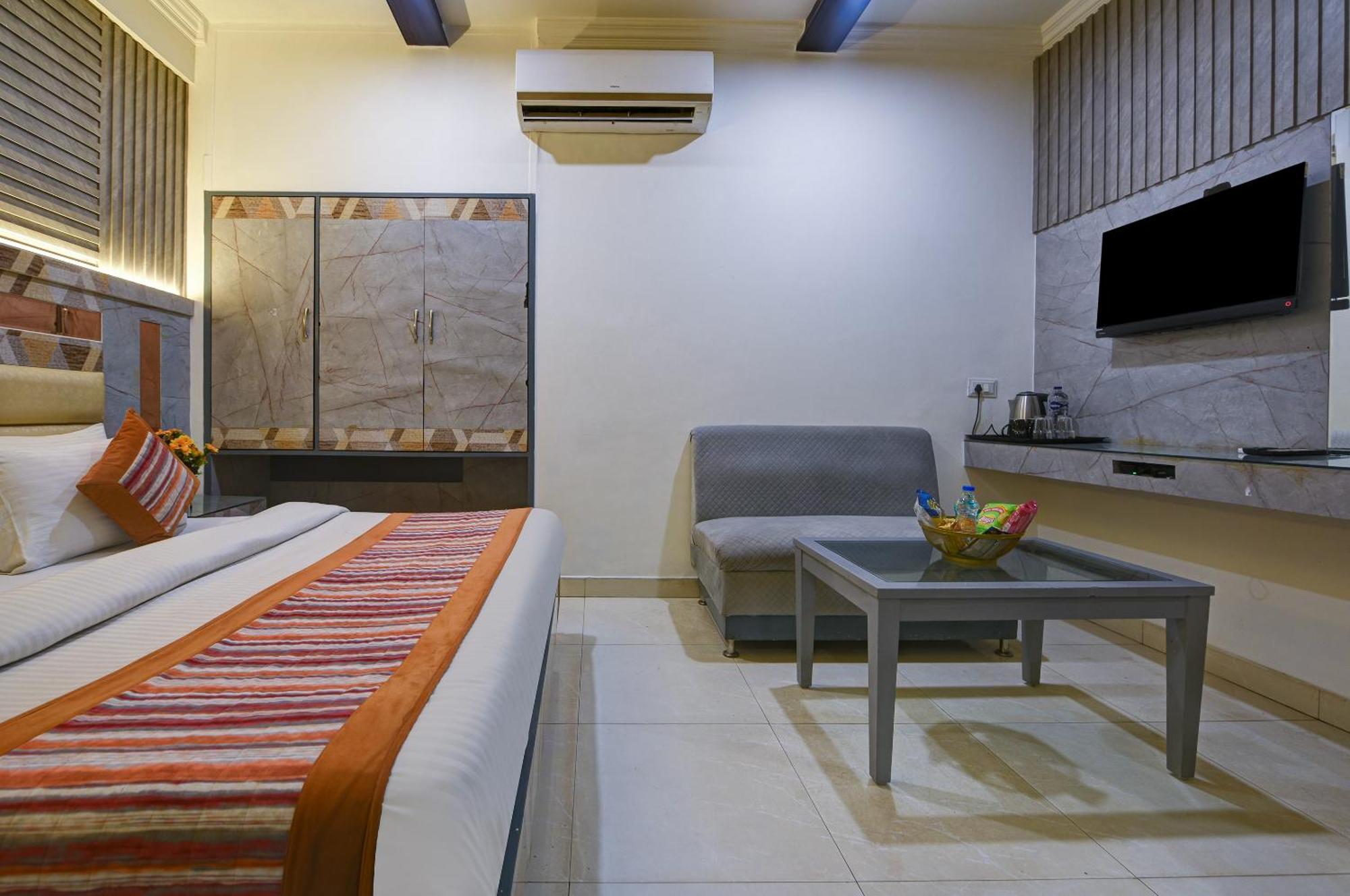 Hotel Baba Deluxe Near New Delhi Railway Station And City Center -By Rcg Hotels المظهر الخارجي الصورة