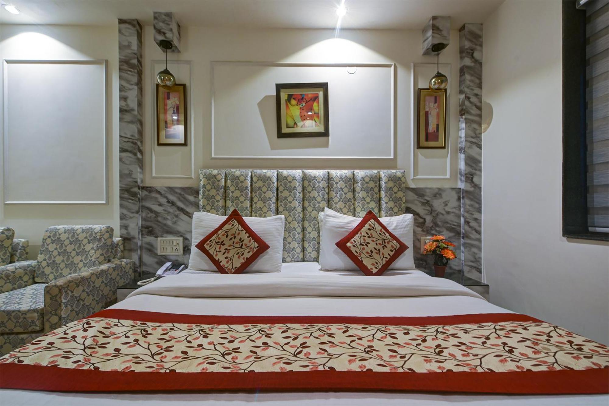 Hotel Baba Deluxe Near New Delhi Railway Station And City Center -By Rcg Hotels المظهر الخارجي الصورة